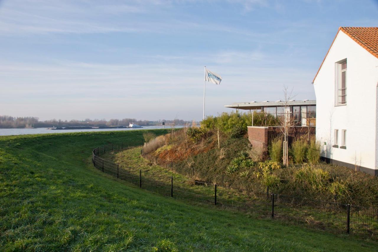 B&B Pompgebouw Aan De Rijn Tolkamer エクステリア 写真