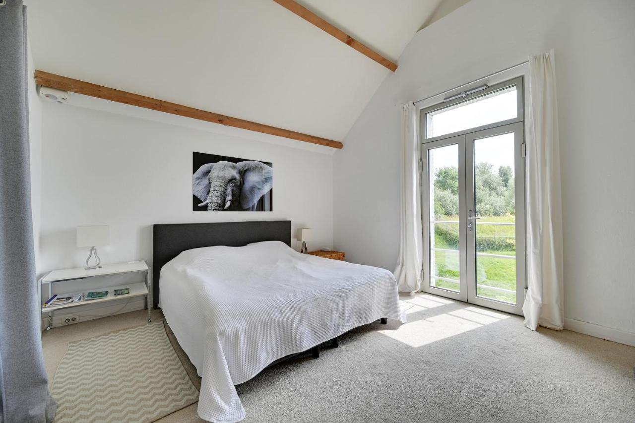 B&B Pompgebouw Aan De Rijn Tolkamer エクステリア 写真